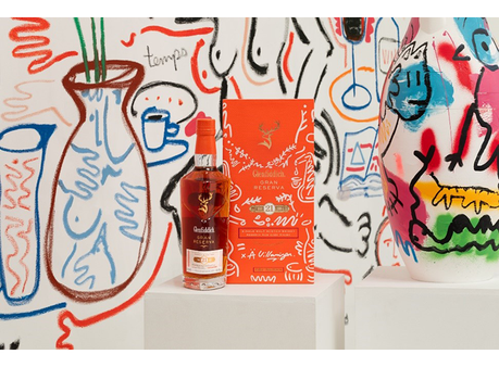 GLENFIDDICH 21 GRAN RESERVA PRESENTA UNA EDICIÓN LIMITADA CREADA POR NICOLÄS VILLAMIZAR GLENFIDDICH 21 GRAN RESERVA PRESENTA UNA EDICIÓN LIMITADA CREADA POR NICOLÄS VILLAMIZAR