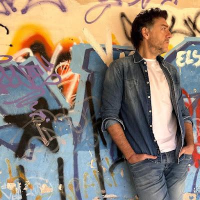 ISSAK: 'CIEN AÑOS DE SOLEDAD'