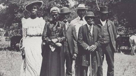 Las celebraciones del Juneteenth y el 4 de Julio exponen las contradicciones históricas de Estados Unidos