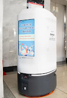 BREVES EN LA BARRA DEL BAR 1