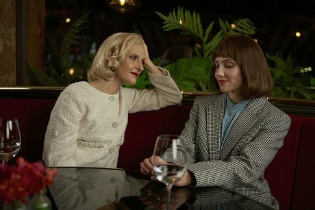 Antonia Zegers y Octavia Bernasconi viajan a los años 50 para celebrar el amor lésbico en «Carol» DD_03