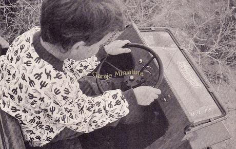 Jeep a escala a motor de la empresa Comercial Le Mans