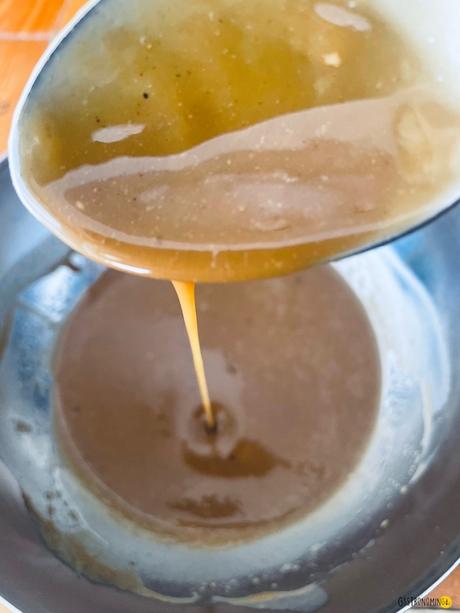 Vinagreta de miel y mostaza Dijon, el aderezo más versátil y atemporal Vinagreta de miel y mostaza Dijon, el aderezo más versátil y atemporal