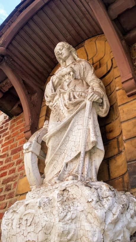 Begijnhof Descubre los Secretos del Begijnhof en Bélgica