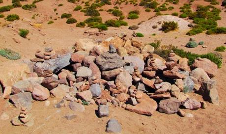 Apaichetas o piedra de descanso. Atacama. Chile