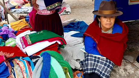 ECUADOR : EL MERCADO DE ANIMALES DE GUAMOTE ECUADOR : EL MERCADO DE ANIMALES DE GUAMOTE