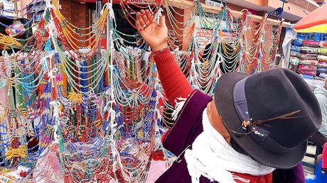 ECUADOR : EL MERCADO DE ANIMALES DE GUAMOTE ECUADOR : EL MERCADO DE ANIMALES DE GUAMOTE