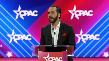 El Salvador: ya no canta el gallo