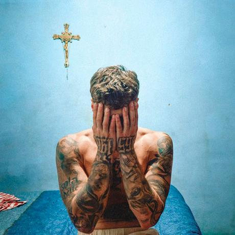 Blanco estrena ‘Desnuda’, su primer single en español Desnuda