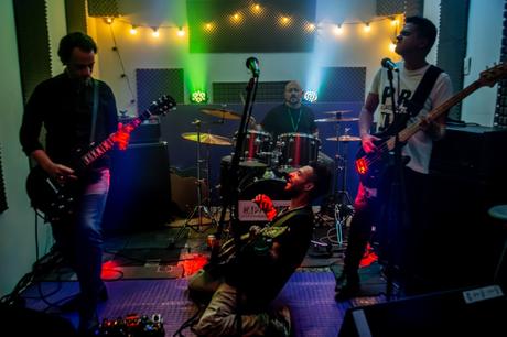 Capital Latino Music lanza convocatoria de producción musical para bandas y artistas de rock, reggae y ska