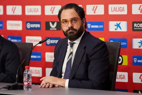 Muchos regresos y muchas dudas en la vuelta al trabajo del Sevilla