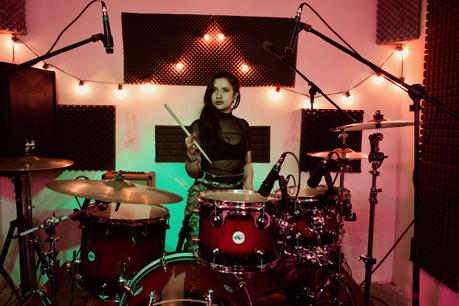 Capital Latino Music lanza una convocatoria de producción musical para bandas y artistas de rock, reggae y ska Capital Latino Music 10