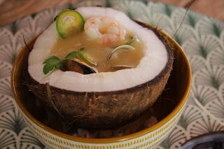 SOPA DE MARISCO CON LECHE DE COCO