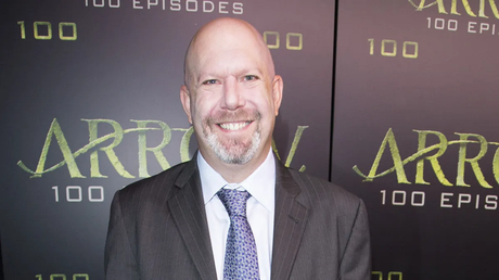 Marc Guggenheim explica como ‘Arrow’ salvó The CW.
