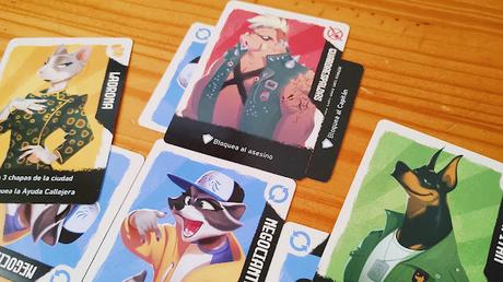 COUP X: ¡Un juego de faroleo divertido y mortal! COUP X: ¡Un juego de faroleo divertido y mortal!