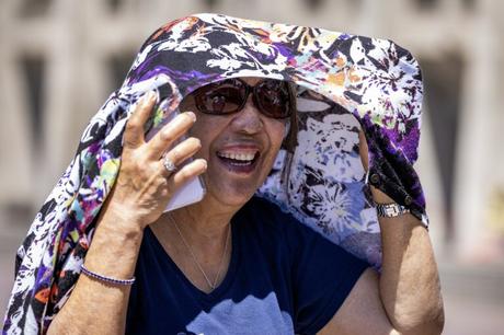 Una ola de calor arrasa amplias zonas de Estados Unidos, provocando muertes en el oeste y arrasando el este Imagen