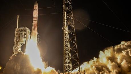 Blue Origin y ULA advierten que el lanzamiento de una nave espacial SpaceX en Florida podría ser muy disruptivo Blue Origin y ULA advierten que el lanzamiento de una nave espacial SpaceX en Florida podría ser muy disruptivo