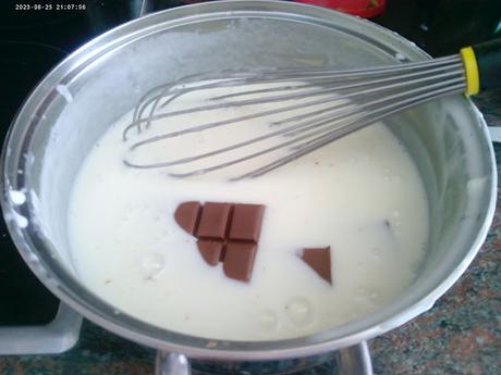 PANNA COTTA DE CHOCOLATE PANNA COTTA DE CHOCOLATE