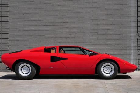 Lamborghini Countach LP400 Periscopio de 1977 que perteneció a Rod Stewart sale a la venta por bring a trailer Lamborghini Countach LP400 Periscopio de 1977 que perteneció a Rod Stewart sale a la venta por bring a trailer