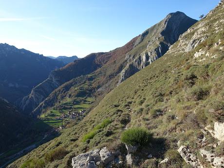 Por las Brañas de Arbeyales, Éndriga y Saliencia