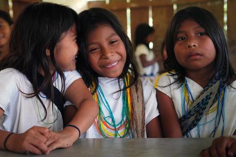 Niñas de la comunidad indígena de los Arhuacos, en Colombia. Niñas de la comunidad indígena de los Arhuacos, en Colombia.