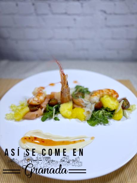 Ensalada de piña y mar