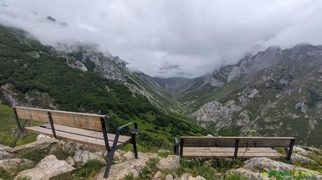Bancos del Mirador cercano a Sotres