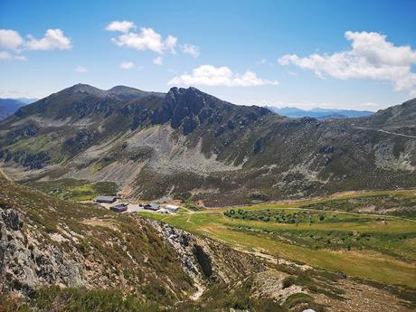 Pico Toneo y Sierra de Sentiles desde San Isidro