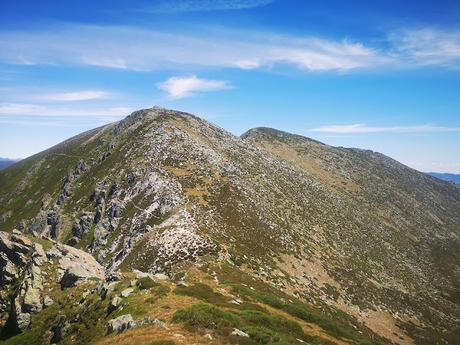 Pico Toneo y Sierra de Sentiles desde San Isidro