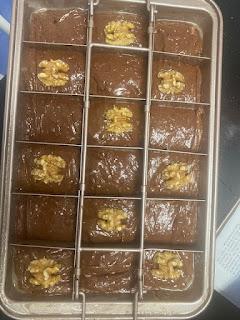 BROWNIE DE CHOCOLATE CON NUECES