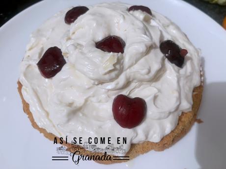 Tarta de cerezas y globos