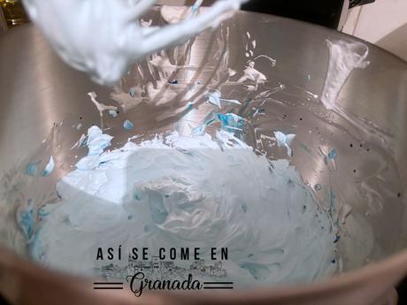 Tarta de cerezas y globos