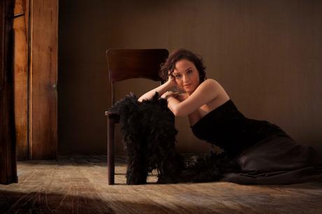 La artista luso-venezolana Andrea Imaginario presenta ‘¿Qué es el amor?’