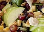 Ensalada manzana uvas queso