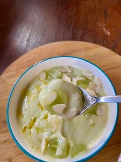 CREMA DE UVAS Y PUERROS