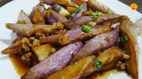 Berenjena yu xiang en Chan Shui Yao, restaurantes chinatown Madrid, restaurantes chinos Usera