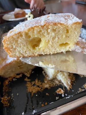 BIZCOCHO SUAVE CON REJILLA DE QUESO