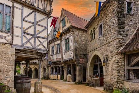 Puy du Fou Francia: Espectáculos y Aventura Familiar