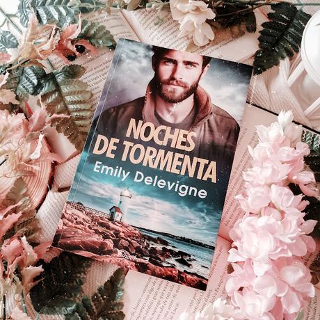 Reseña | Noches de tormenta, Emily Delevigne