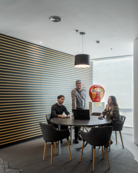 Oficinas Nissan, Buenos Aires / Contract Workplaces