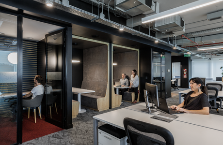 Oficinas Nissan, Buenos Aires / Contract Workplaces