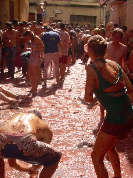 Guía esencial de La Tomatina - Fiesta en España La Tomatina