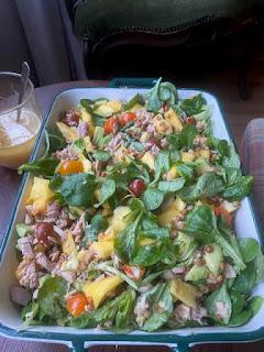 ENSALADA DE LENTEJAS , MANGO, ATUN Y AGUACATE ENSALADA DE LENTEJAS , MANGO, ATUN Y AGUACATE