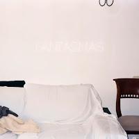 Marinia Precaria estrena Fantasmas como adelanto de Un vaso de agua