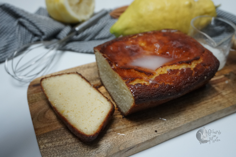 Bizcocho de limón, sin azúcar y con harina de almendra Bizcocho de limón, sin azúcar y con harina de almendra