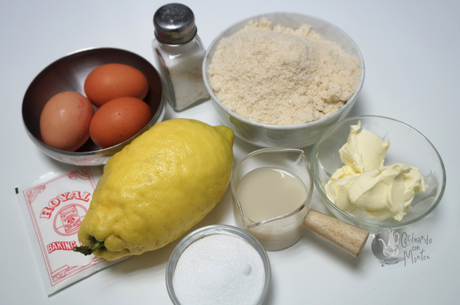 Bizcocho de limón, sin azúcar y con harina de almendra Bizcocho de limón, sin azúcar y con harina de almendra