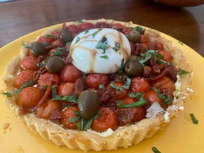 QUICHE DE TOMATITOS CHERRY Y BURRATA
