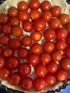 QUICHE DE TOMATITOS CHERRY Y BURRATA