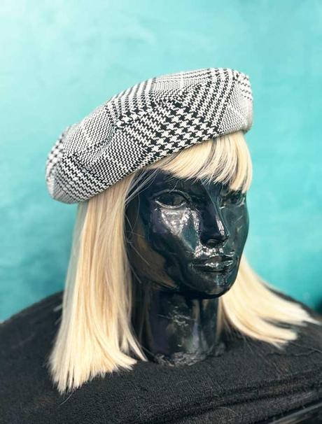 Patrones y explicaciones para confeccionar un poncho de surf taller costura boina