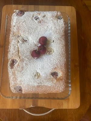 BIZCOCHO CON CEREZAS